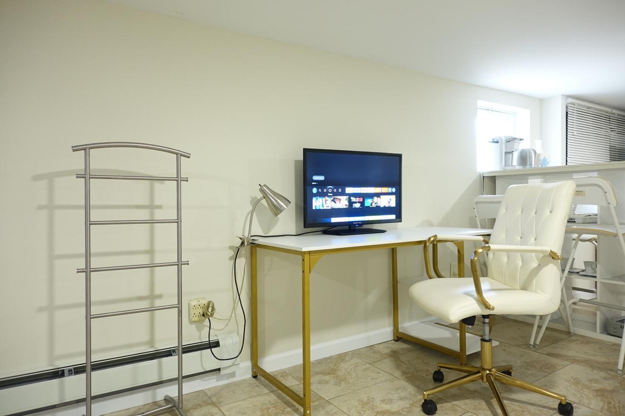 Best Ewr Airport Studio-Hot Tub-Free Parking Hillside Eksteriør bilde